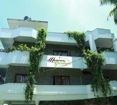 Hotel Heaven Gardens Kochi Exterior foto