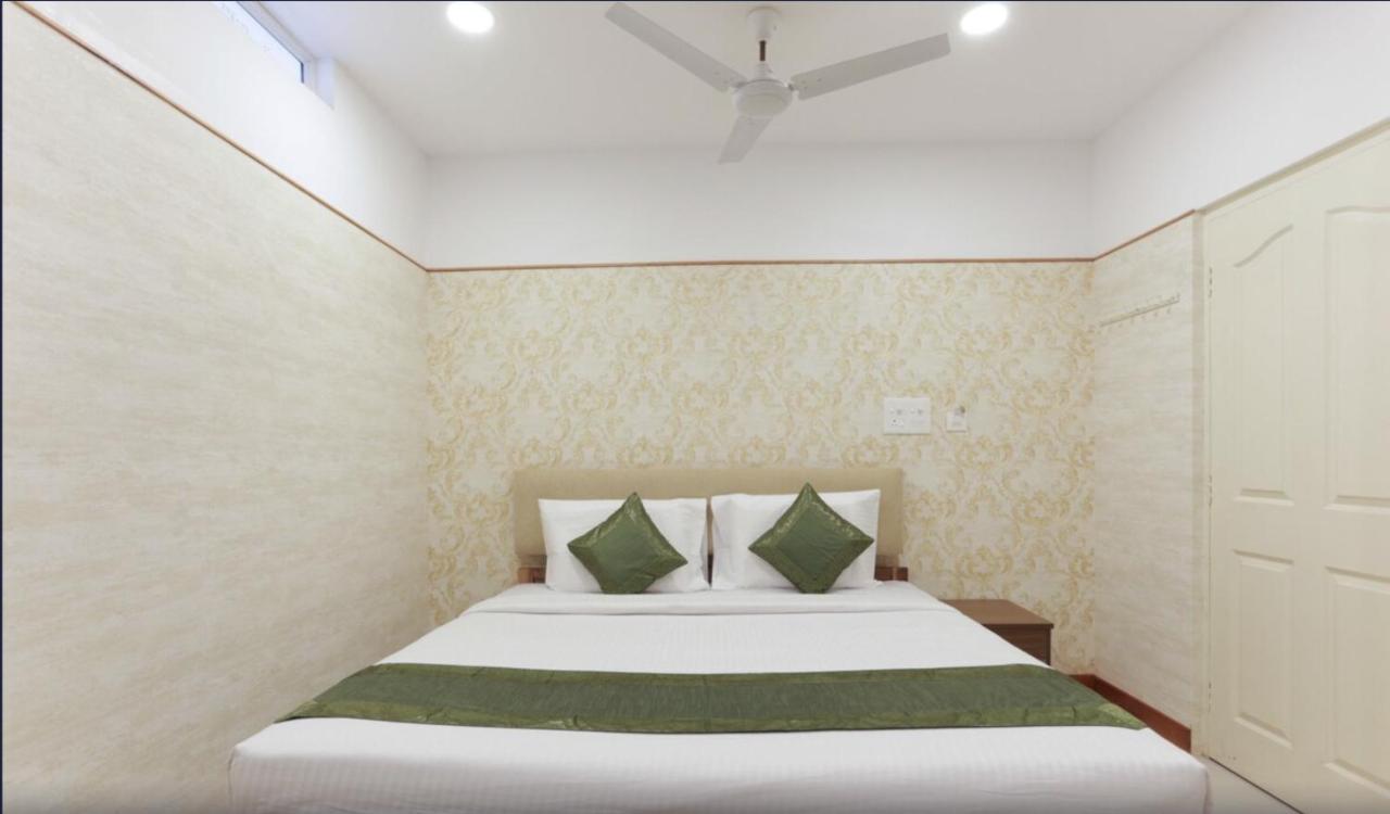 Hotel Heaven Gardens Kochi Exterior foto